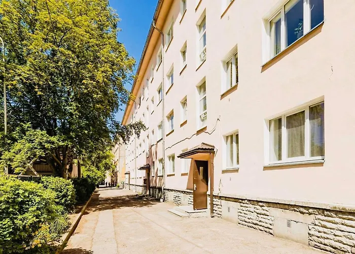Sunny Apartment, 7 Min With Tram To The Old Town Apartment Tallinn